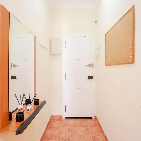 Malvarosa Beach Economy Apartment